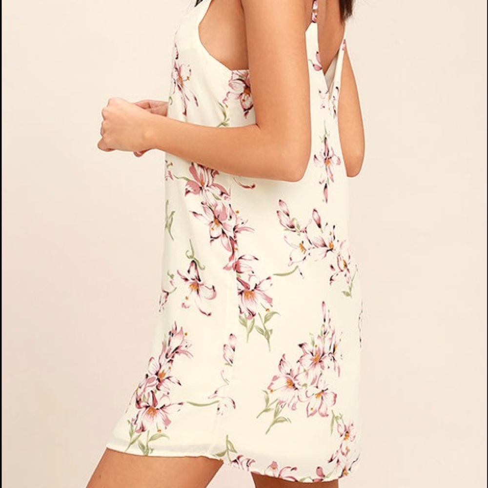 Cream floral print shift dress - Picture 3 of 7